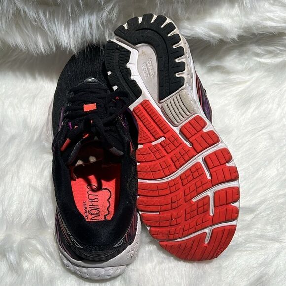 Brooks Adrenaline GTS 19 size 6.5M.  B69 - Picture 11 of 12